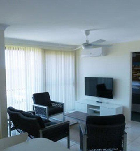 Montgomery Apartments Форстер Номер фото
